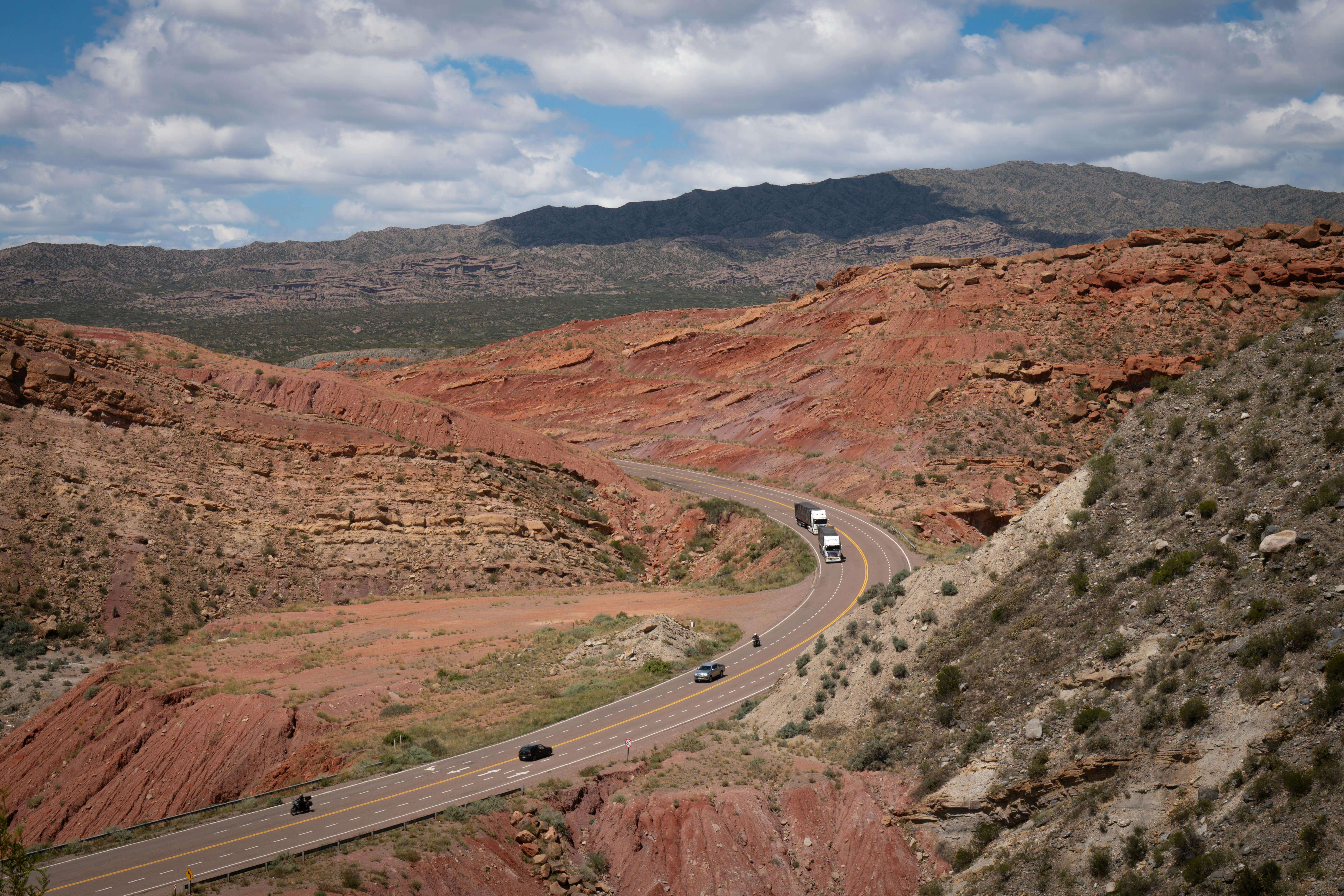 Gates Pass desert road